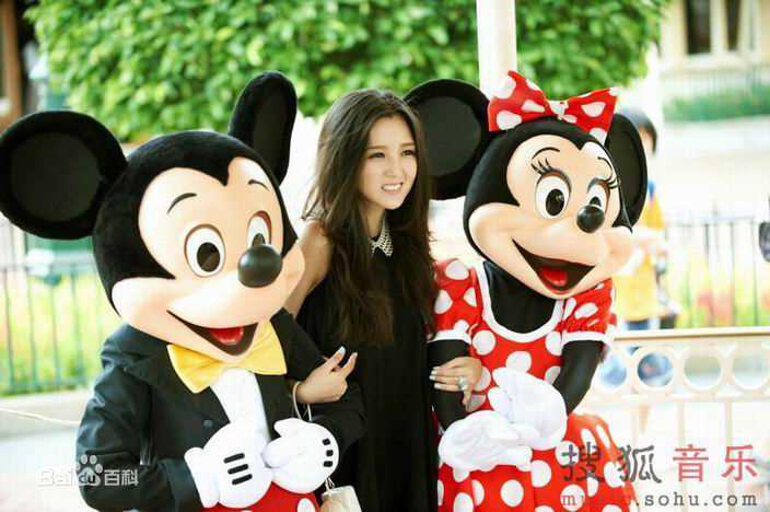 何洁(J.He)“情歌手”阿花时期壁纸壁纸