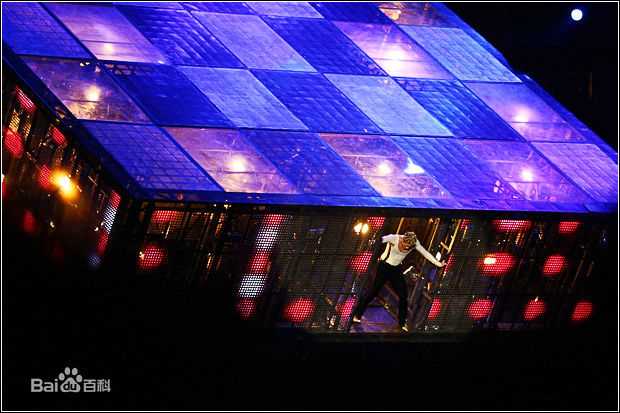 郭富城(Aaron Kwok)450度旋转舞台素颜照相册