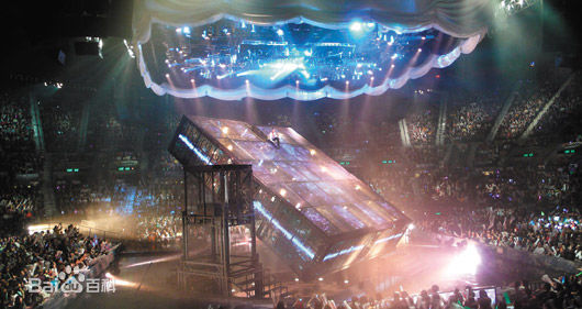 郭富城(Aaron Kwok)450度旋转舞台素颜照相册