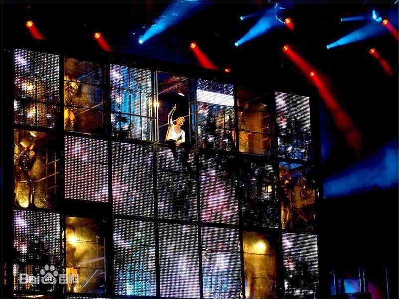 郭富城(Aaron Kwok)450度旋转舞台素颜照相册