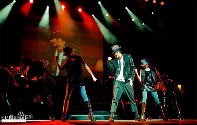 郭富城(Aaron Kwok)在《舞林正传》演唱会中的