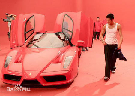 郭富城(Aaron Kwok)个人生活前后照片