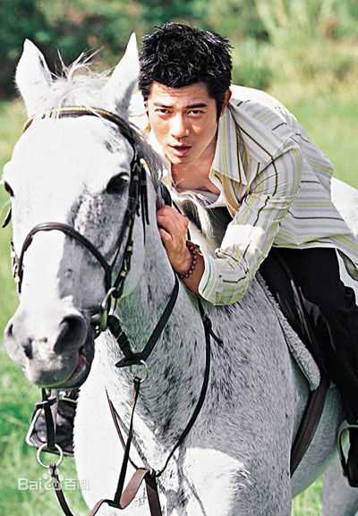 郭富城(Aaron Kwok)个人生活前后照片