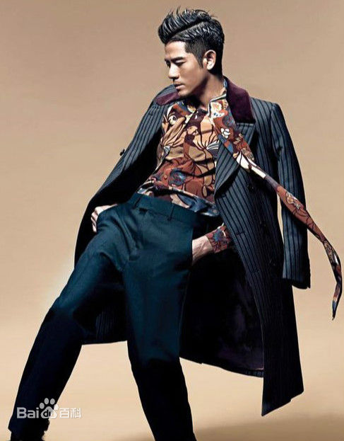 郭富城(Aaron Kwok)个人生活前后照片