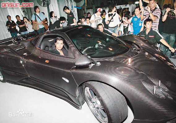 郭富城(Aaron Kwok)个人生活前后照片