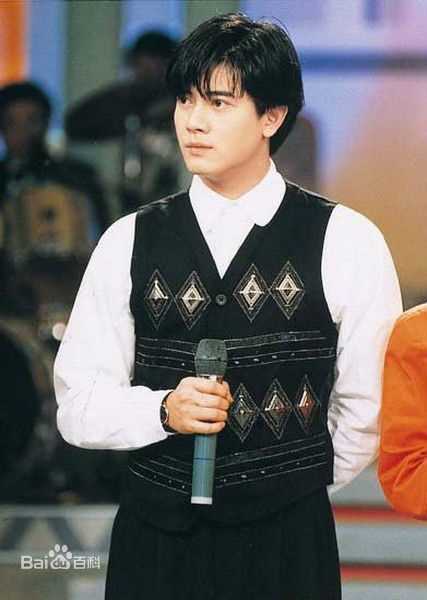 郭富城(Aaron Kwok)百变发型图片图册