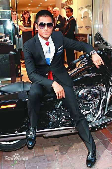 郭富城(Aaron Kwok)绅士风度生活照相册