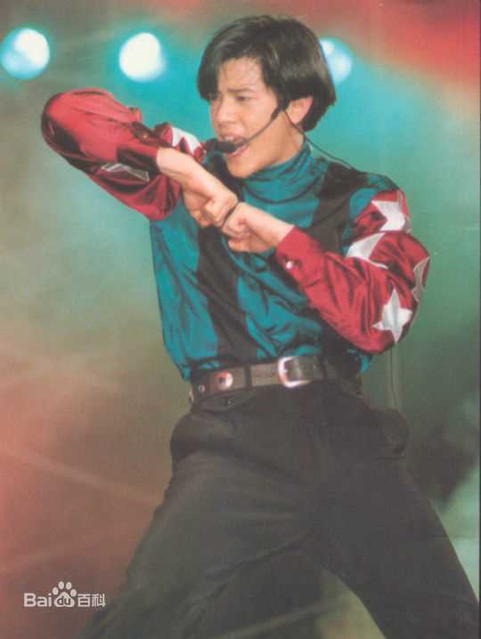 郭富城(Aaron Kwok)年轻时性感图片图集