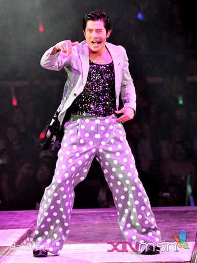 郭富城(Aaron Kwok)2010及2011年舞林正传巡演生活照