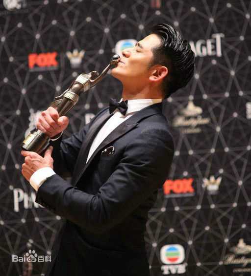 郭富城(Aaron Kwok)前后照片