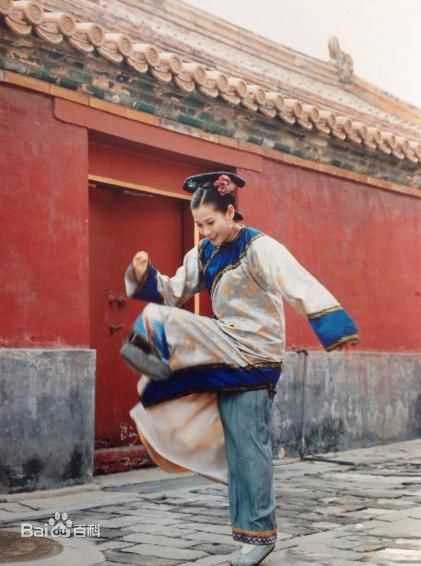 刘若英(Rene Liu)穿古装踢毽子的生活照相册