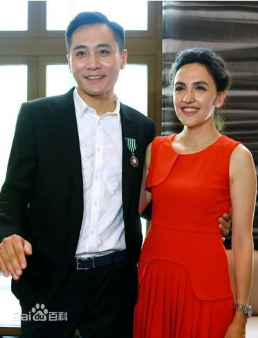 刘烨(Liu Ye)和太太性感图片壁纸