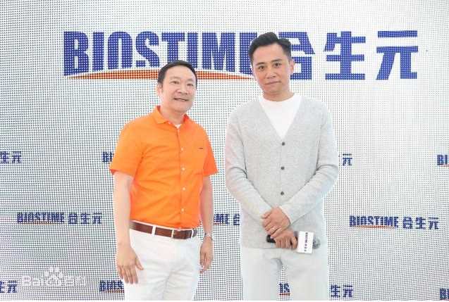 刘烨(Liu Ye)合影生活照