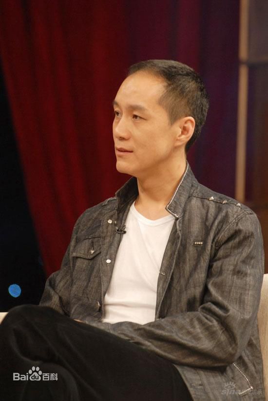 冯远征个人照前后照片