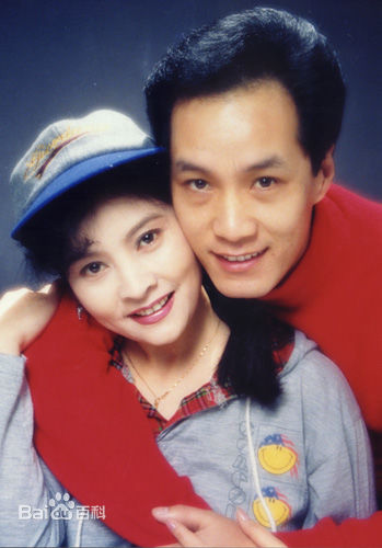 冯远征梁丹妮夫妇壁纸壁纸