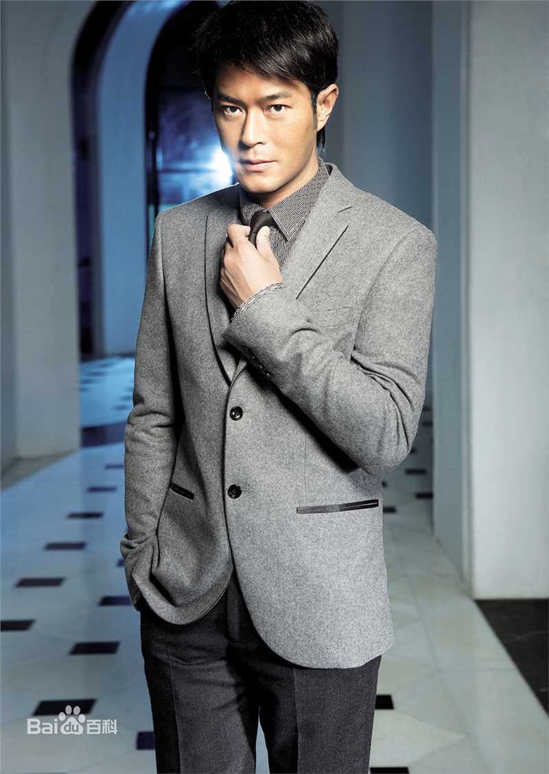 古天乐(Louis Koo、Tin Lok)圣捷罗时尚男装前后照片