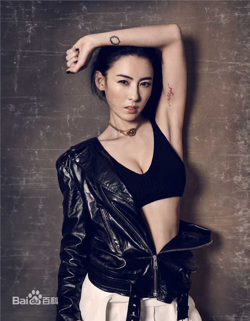 张柏芝(Cecilia Cheung)时尚先生前后照片