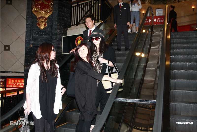 最新张柏芝(Cecilia Cheung)精彩图册