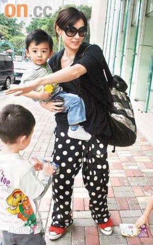 精选张柏芝(Cecilia Cheung)精彩图册2