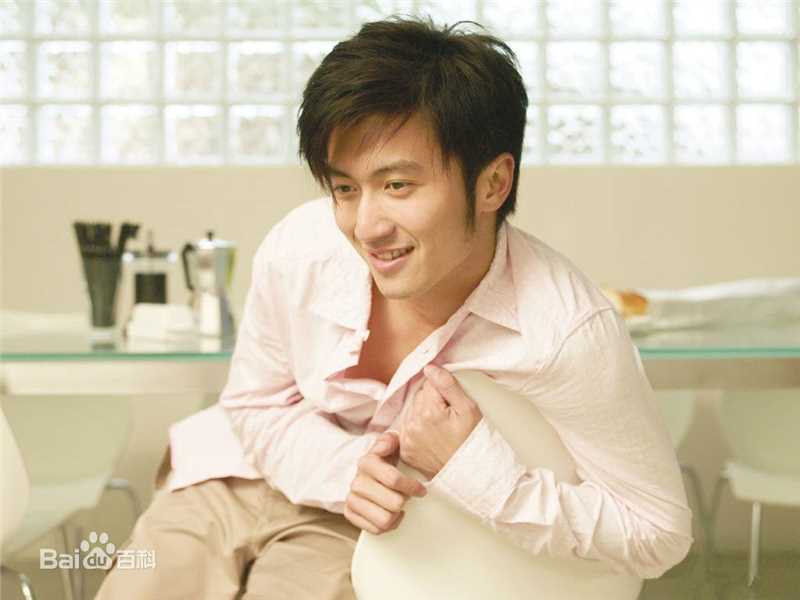 最新谢霆锋(Nicholas Tse（尼古拉斯 . 谢）)性感图片
