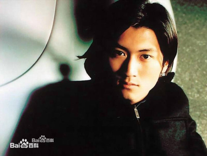 最新谢霆锋(Nicholas Tse（尼古拉斯 . 谢）)性感图片