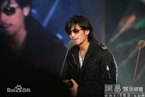 最新谢霆锋(Nicholas Tse（尼古拉斯 . 谢）)性感图片