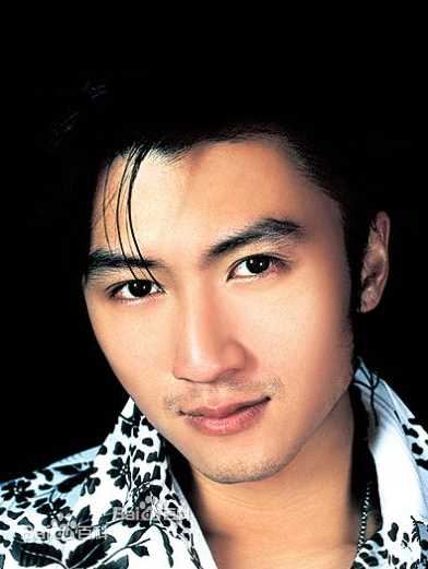 最新谢霆锋(Nicholas Tse（尼古拉斯 . 谢）)性感图片