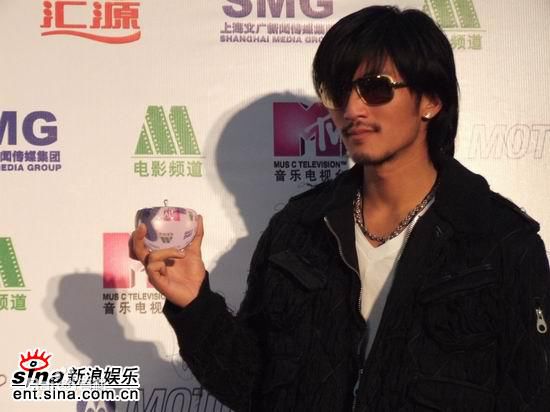 最新谢霆锋(Nicholas Tse（尼古拉斯 . 谢）)精彩图册