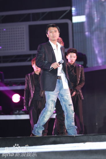 精选谢霆锋(Nicholas Tse（尼古拉斯 . 谢）)精彩图册