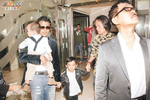 最全谢霆锋(Nicholas Tse（尼古拉斯 . 谢）)精彩图册1