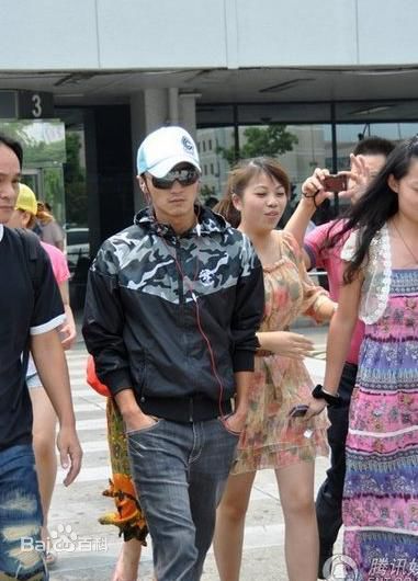 精选谢霆锋(Nicholas Tse（尼古拉斯 . 谢）)精彩图册1