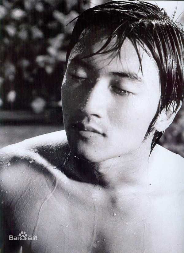 最新谢霆锋(Nicholas Tse（尼古拉斯 . 谢）)精彩图册