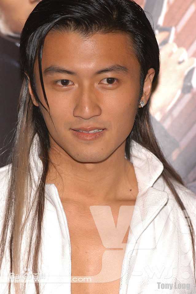 最新谢霆锋(Nicholas Tse（尼古拉斯 . 谢）)精彩图册