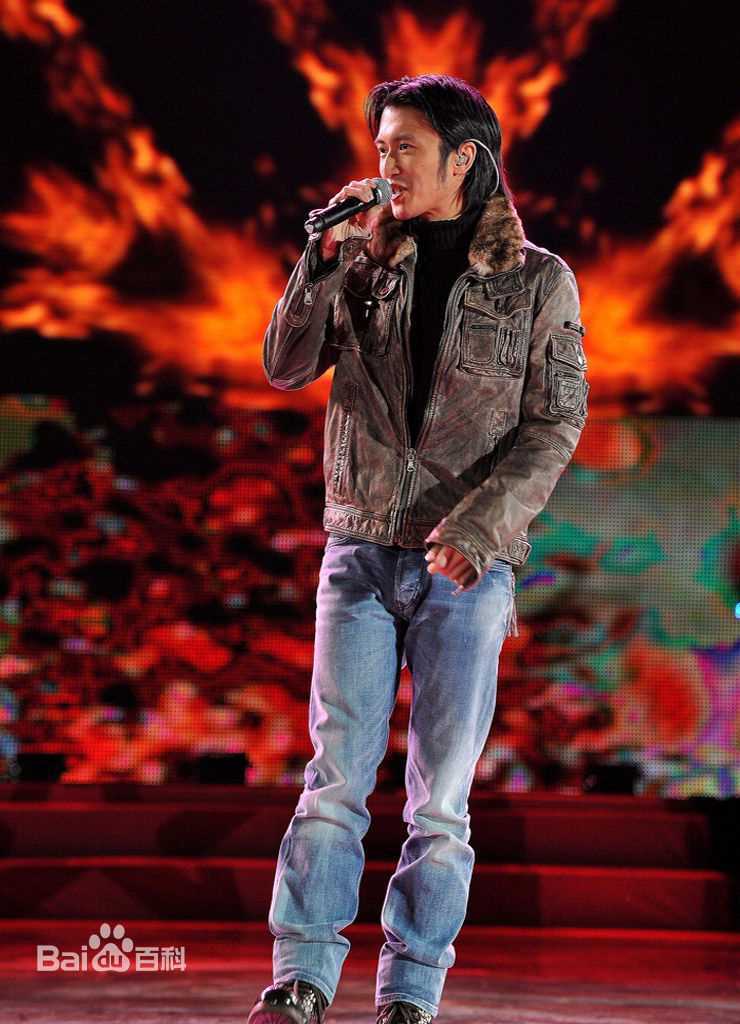 谢霆锋(Nicholas Tse（尼古拉斯 . 谢）)2011.2.19  四川攀枝花米易演唱会图片图册