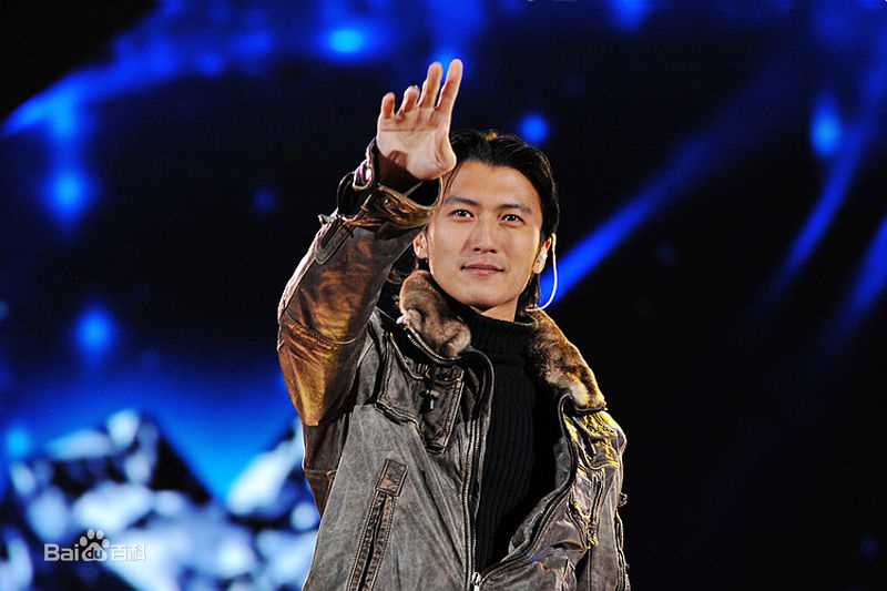 谢霆锋(Nicholas Tse（尼古拉斯 . 谢）)2011.2.19  四川攀枝花米易演唱会图片图册