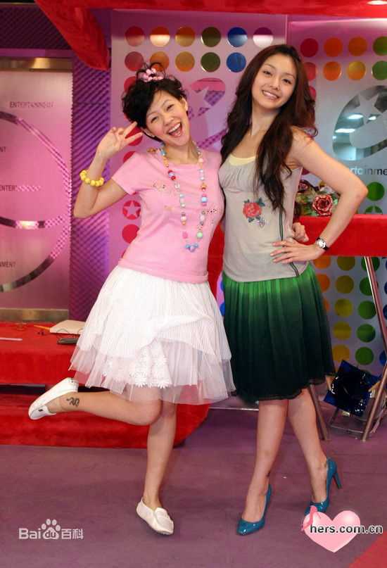 徐熙媛(Barbie Hsu)出道时的青涩模样素颜照壁纸