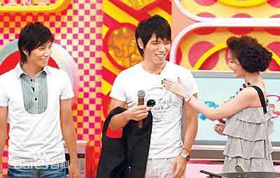 精选徐熙媛(Barbie Hsu)在主持《大小爱吃》中的图册