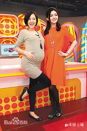 精选徐熙媛(Barbie Hsu)在主持《大小爱吃》中的图册