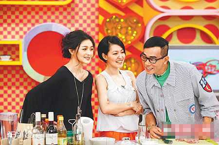精选徐熙媛(Barbie Hsu)在主持《大小爱吃》中的图册