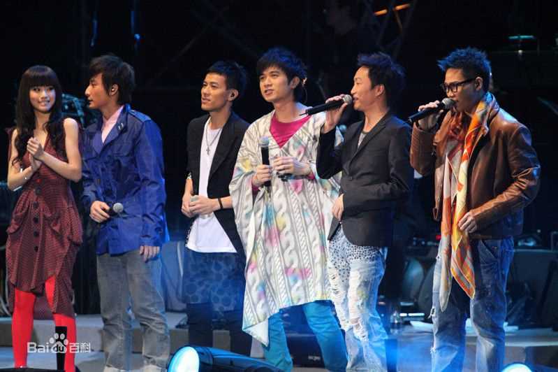 郑中基(Ronald Cheng)2009金牌娱乐澳门演唱会图册