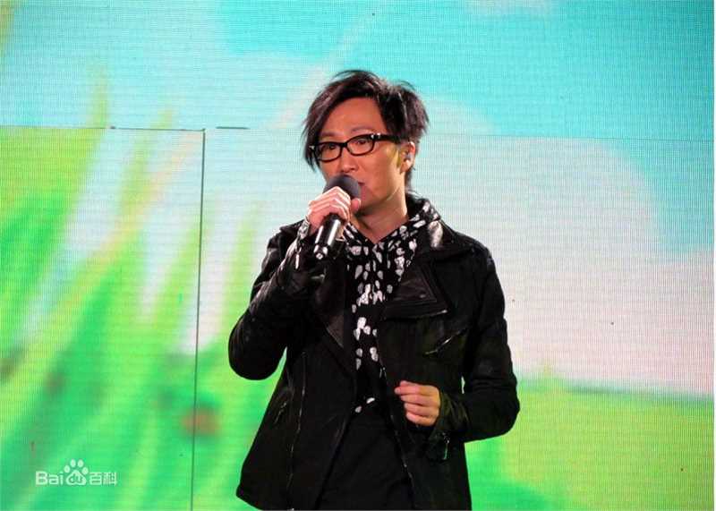 郑中基(Ronald Cheng)2011深圳卫视跨年演唱会壁纸壁纸