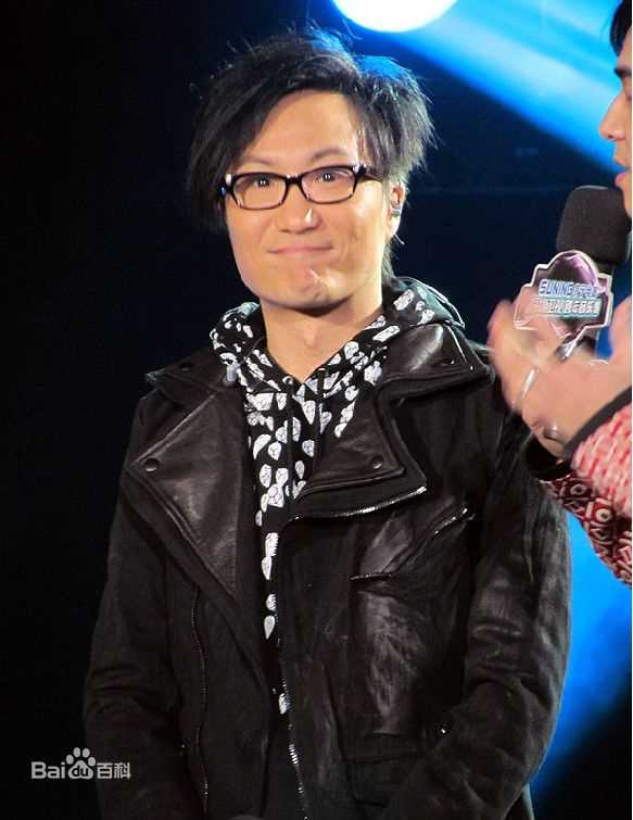 郑中基(Ronald Cheng)2011深圳卫视跨年演唱会壁纸壁纸