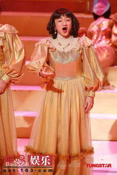 王祖蓝(Wong Cho Lam)生活照片图册