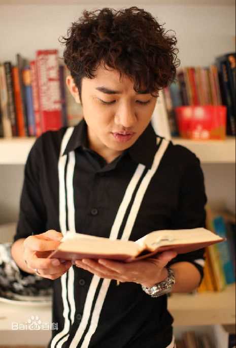 王祖蓝(Wong Cho Lam)生活照片图册