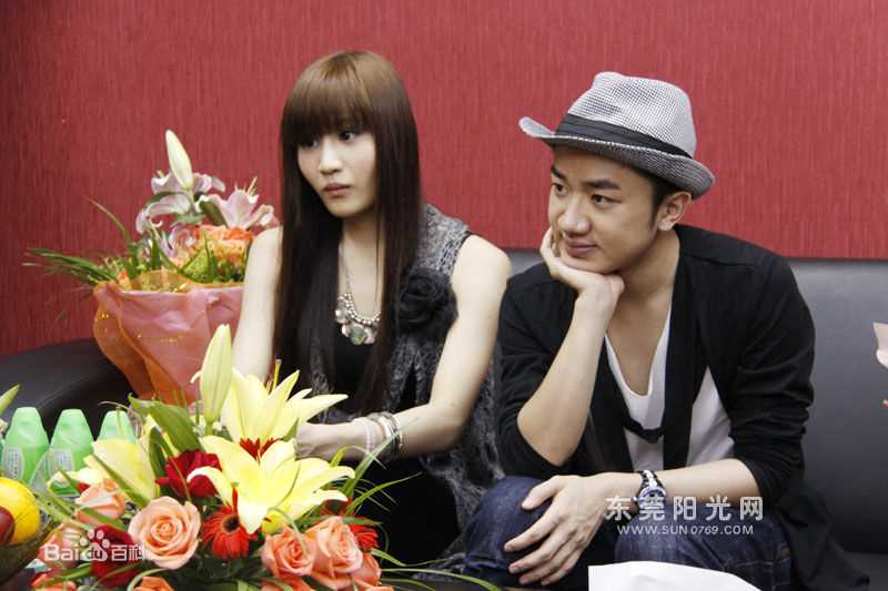 王祖蓝(Wong Cho Lam)翡翠明珠广东五城见面会性感图片图集