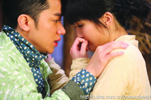 最优质王祖蓝(Wong Cho Lam)在2010年《翡翠明珠》饰说书人中的相册