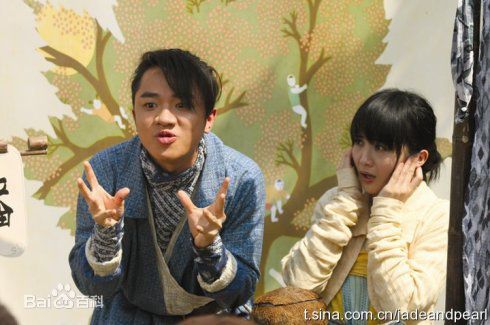 最优质王祖蓝(Wong Cho Lam)在2010年《翡翠明珠》饰说书人中的相册