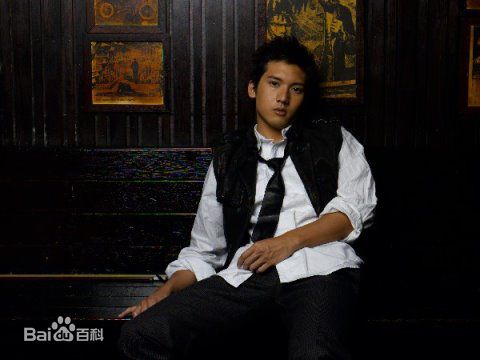 最新关智斌(Kenny Kwan W. Jr.)性感图片