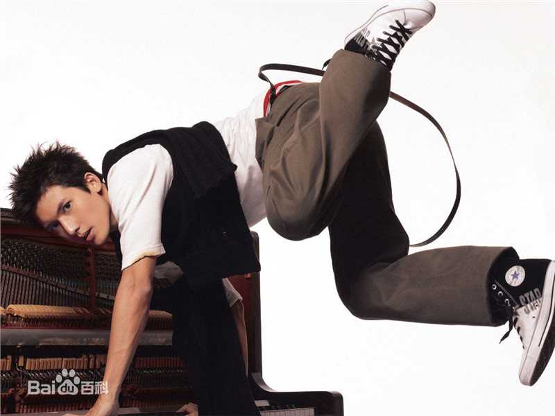 最新关智斌(Kenny Kwan W. Jr.)性感图片