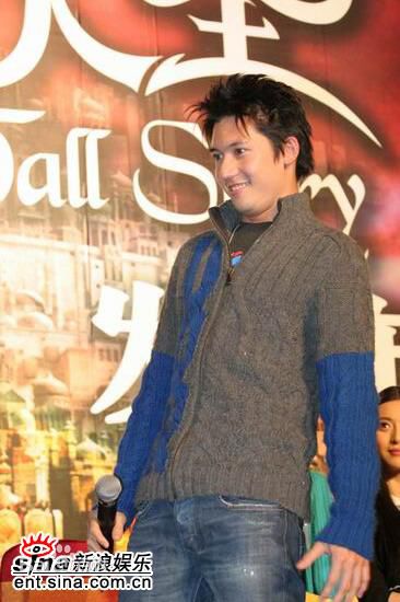 关智斌(Kenny Kwan W. Jr.)在电影《情癫大圣》宣传活动中的